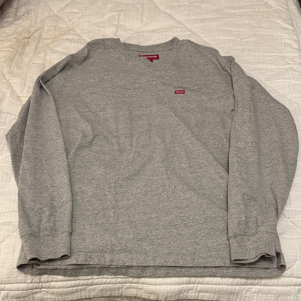 Men’s Supreme long sleeve tee, medium